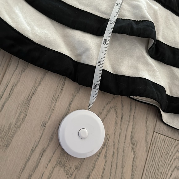 Bebe tube dress size 2 - Picture 13 of 13